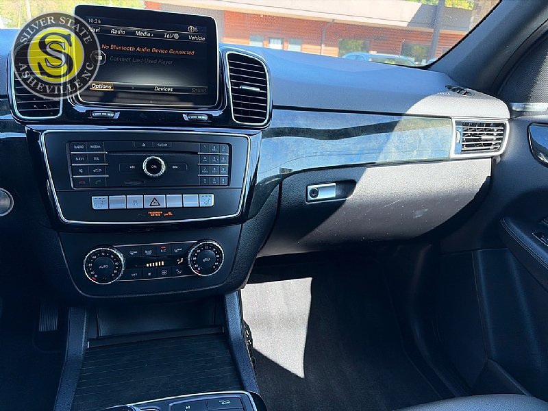 Used 2016 Mercedes-Benz GLE 350 4MATIC w/ Premium Package image 23