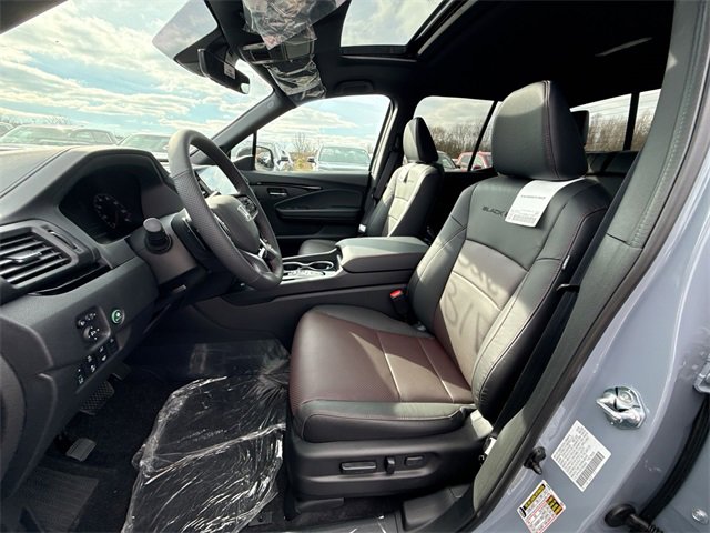 New 2026 Honda Ridgeline Black Edition image 16