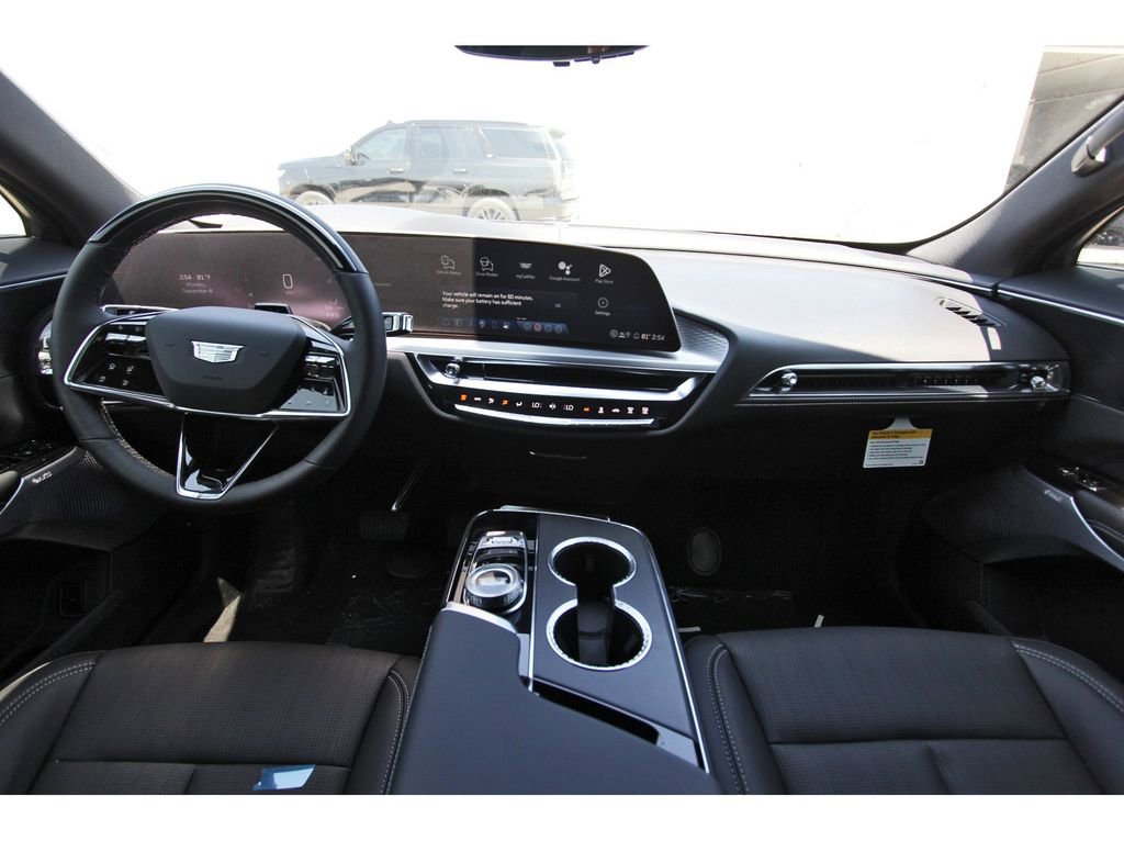 New 2026 Cadillac Lyriq Signature Luxury image 9