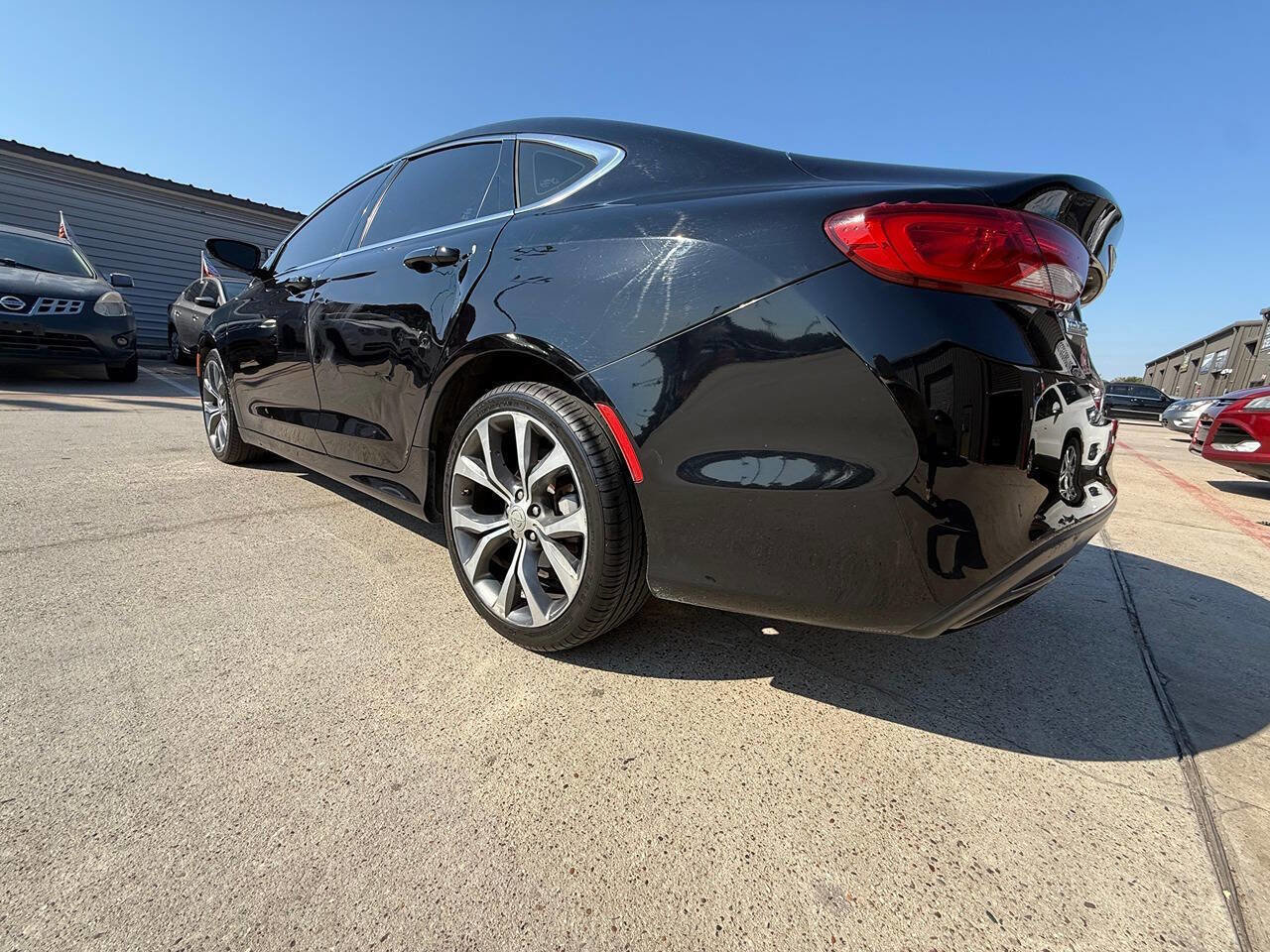 Used 2015 Chrysler 200 C w/ Navigation & Sound Group I image 29