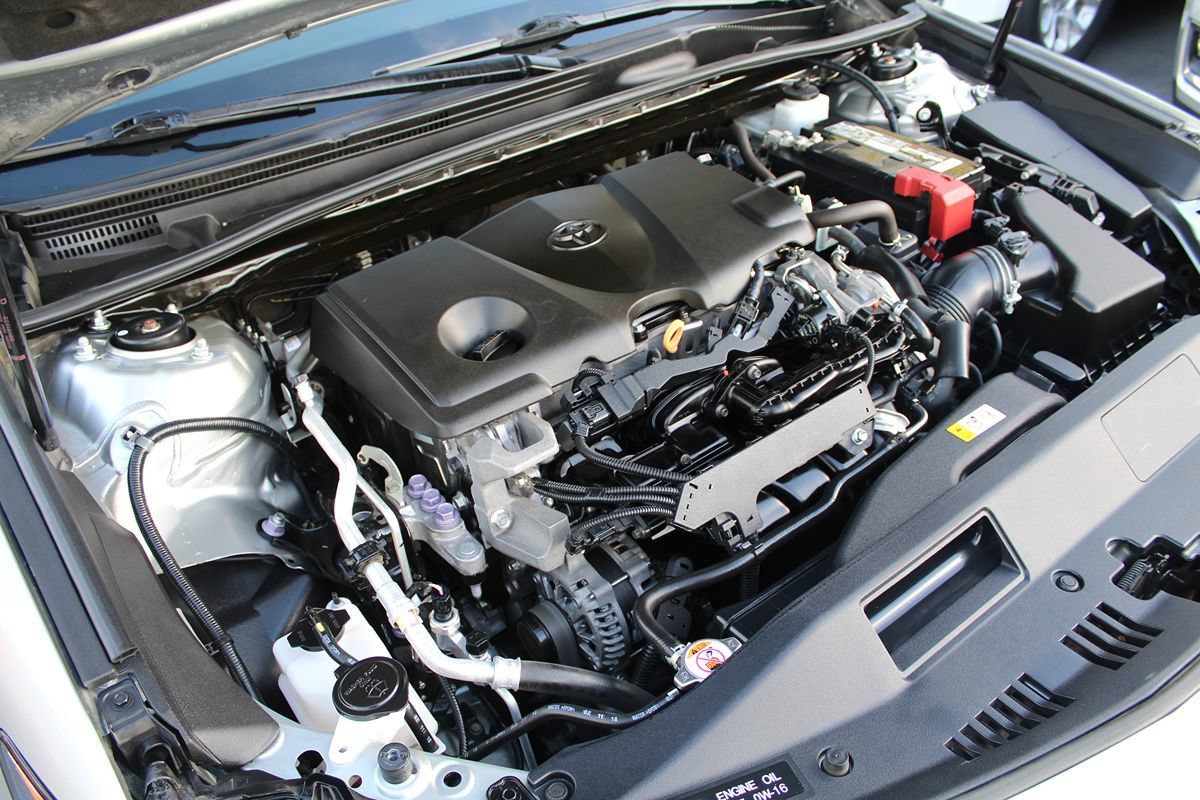 Used 2019 Toyota Camry LE w/ Carpet Mat Package FWD image 31