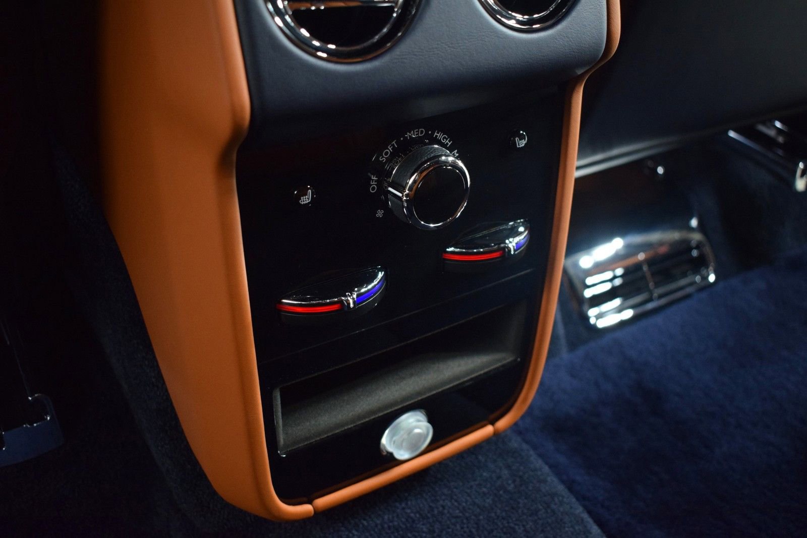 New 2026 Rolls-Royce Cullinan image 20