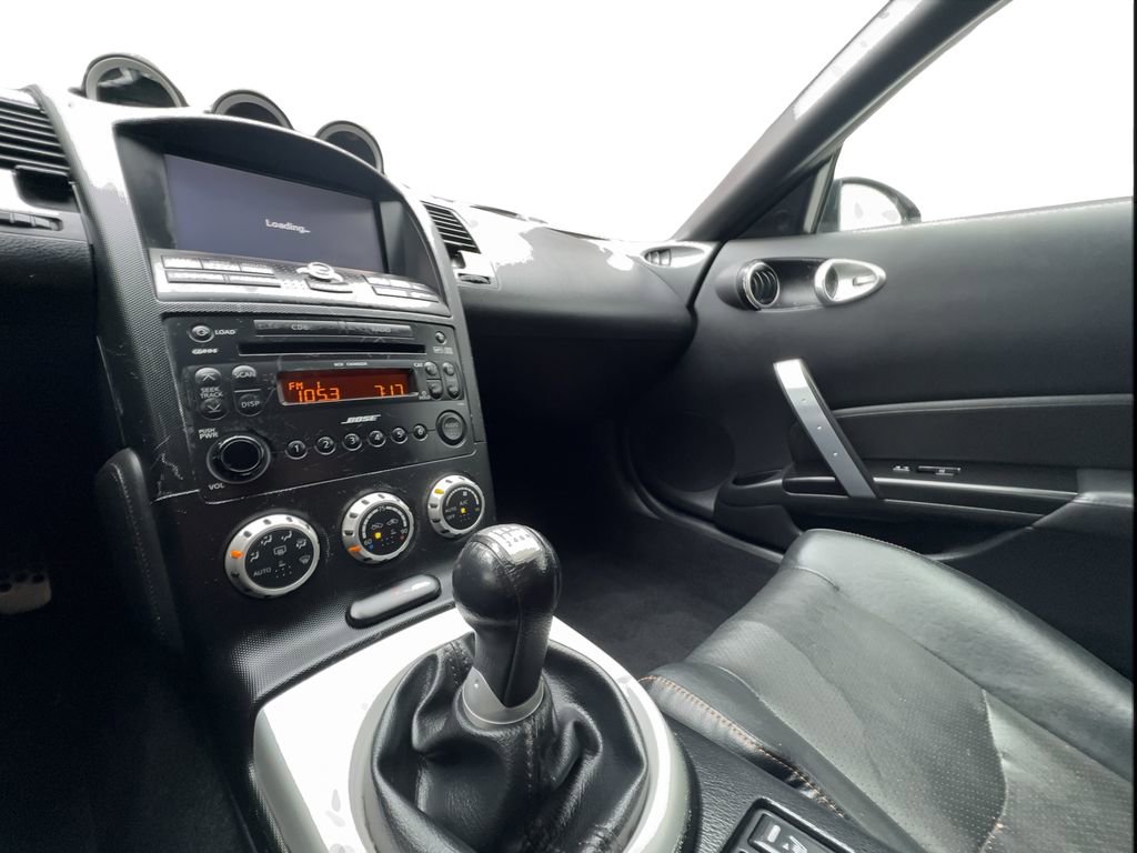Used 2007 Nissan 350Z Grand Touring RWD image 39