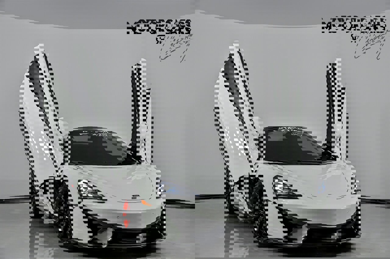 Used 2020 McLaren 570S Spider image 1