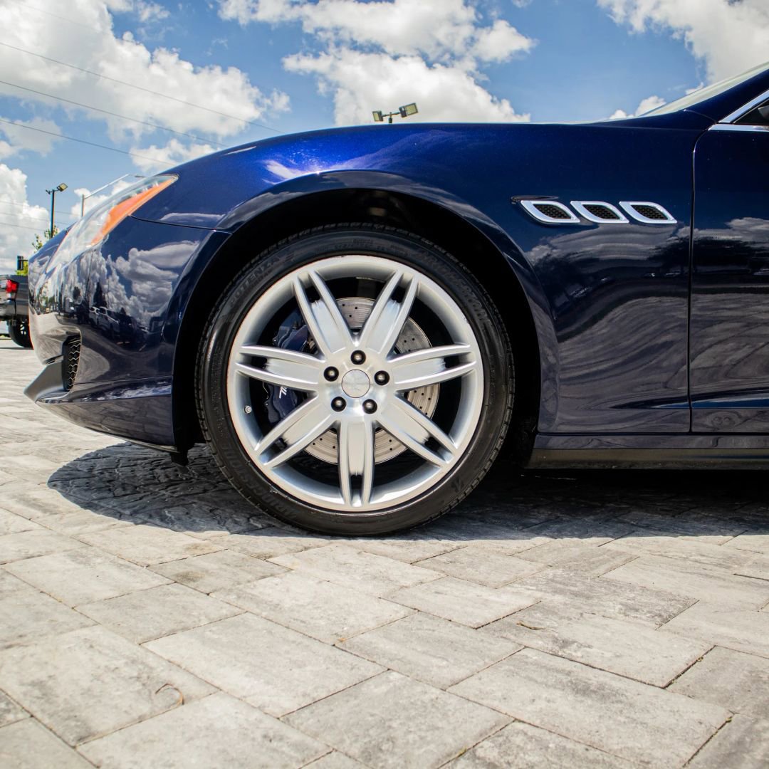 Used 2014 Maserati Quattroporte GTS RWD image 11