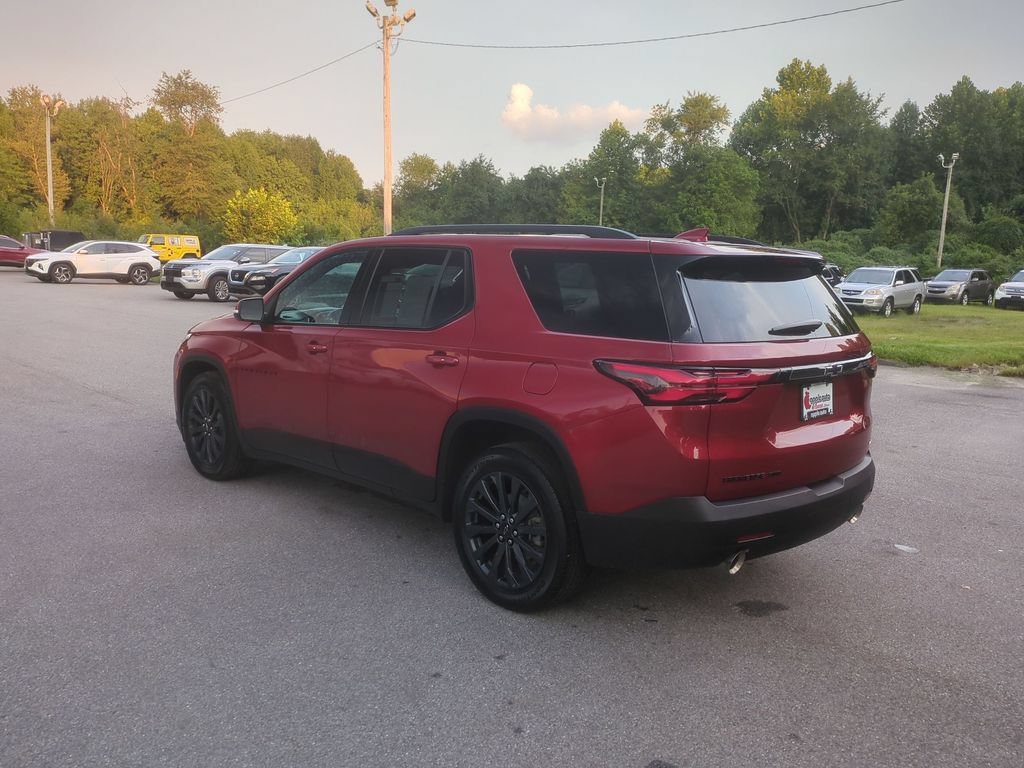 Used 2023 Chevrolet Traverse RS AWD/4WD image 7