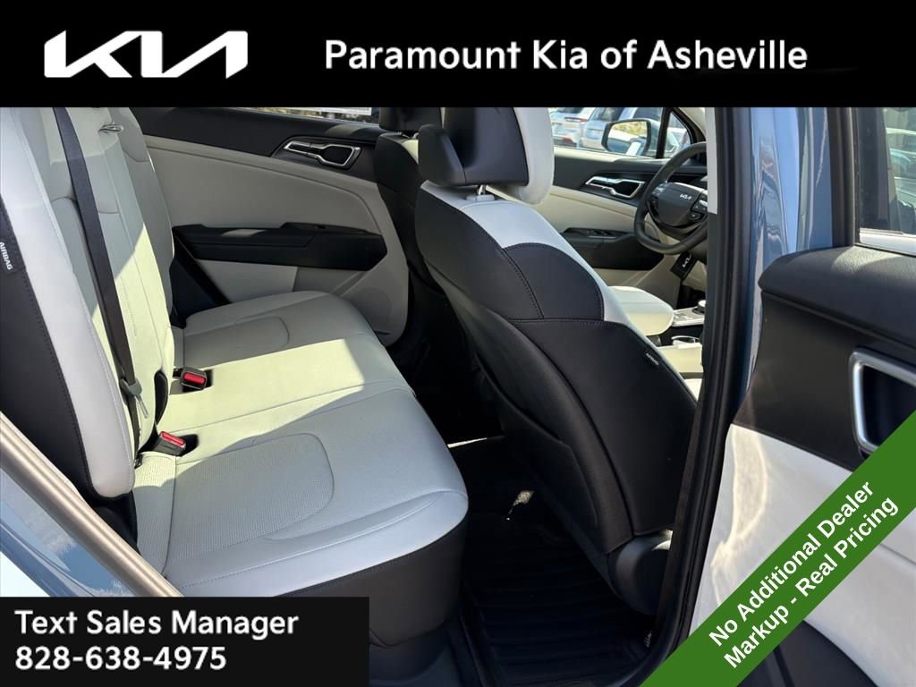 New 2026 Kia Sportage EX image 22