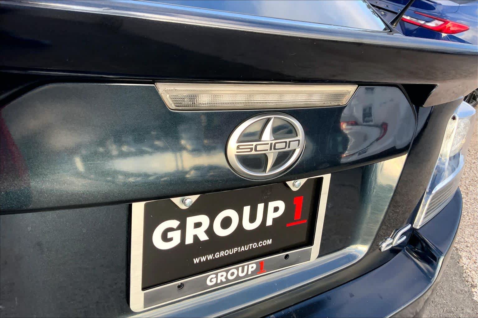 Used 2015 Scion tC FWD image 28