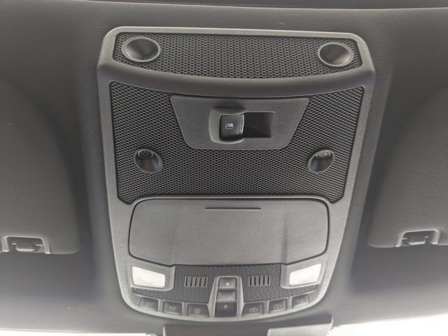 Used 2020 Ford F150 Lariat w/ Equipment Group 502A Luxury image 30