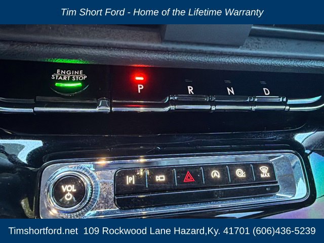 Used 2024 Lincoln Corsair Reserve w/ Equipment Group 201A AWD/4WD image 39