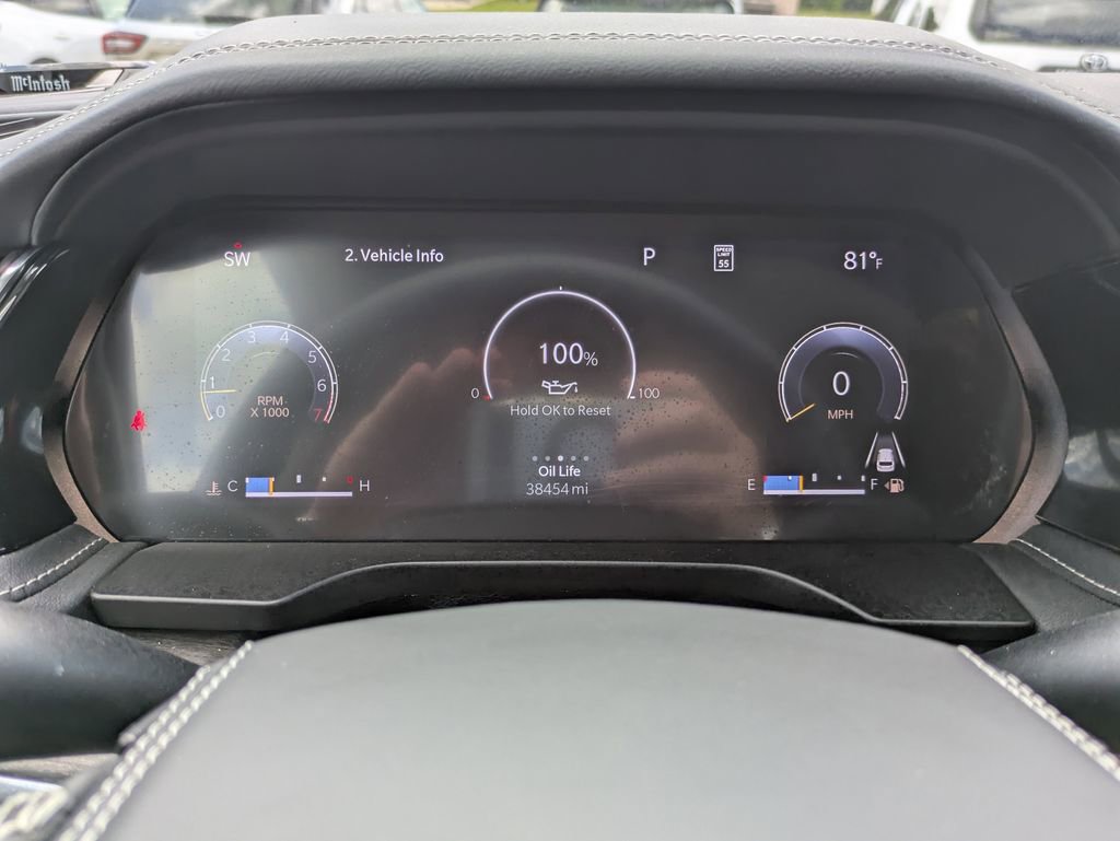 Used 2023 Jeep Grand Cherokee Overland w/ Adv Protech Group III RWD image 16