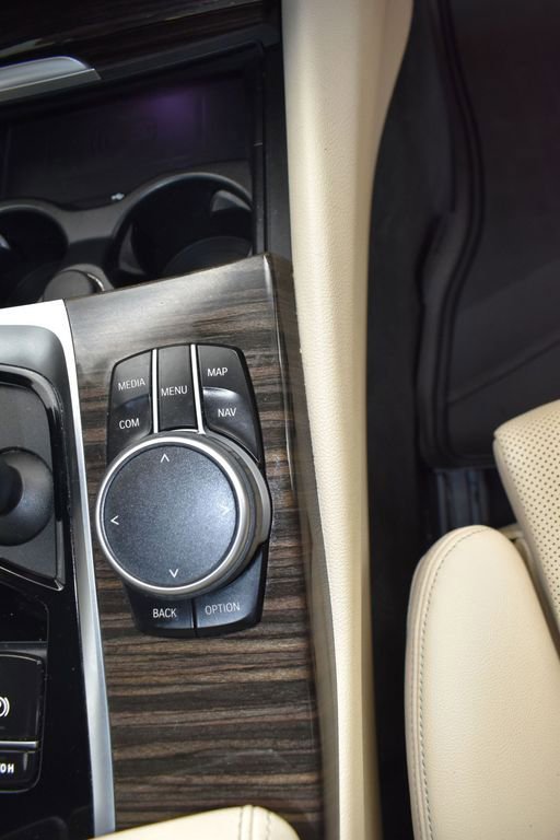 Used 2022 BMW 540i w/ Premium Package RWD image 24