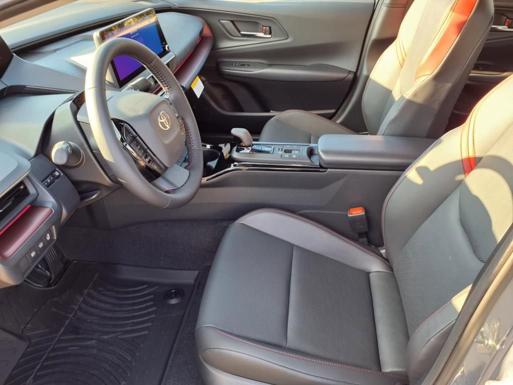 New 2026 Toyota Prius Plug-In Hybrid image 3