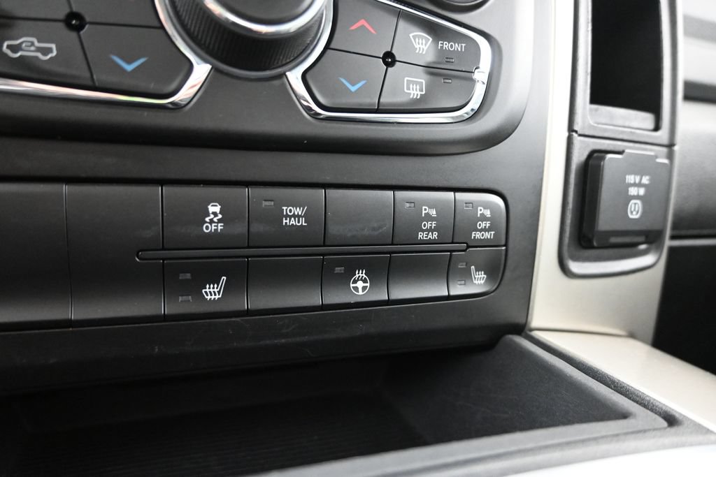 Used 2018 RAM 1500 Big Horn AWD/4WD image 30