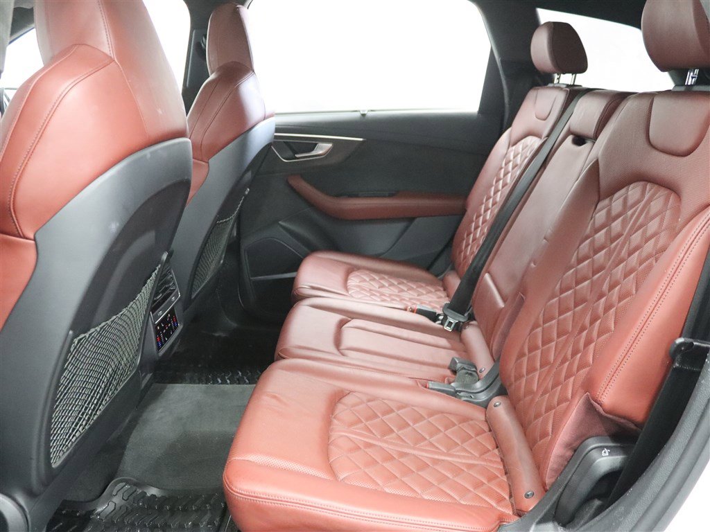 Used 2022 Audi SQ7 Prestige image 13