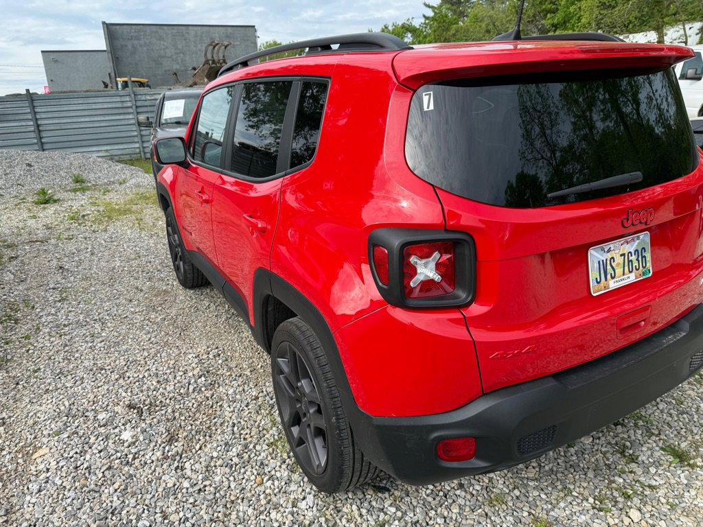 Used 2022 Jeep Renegade Latitude w/ Convenience Group image 5