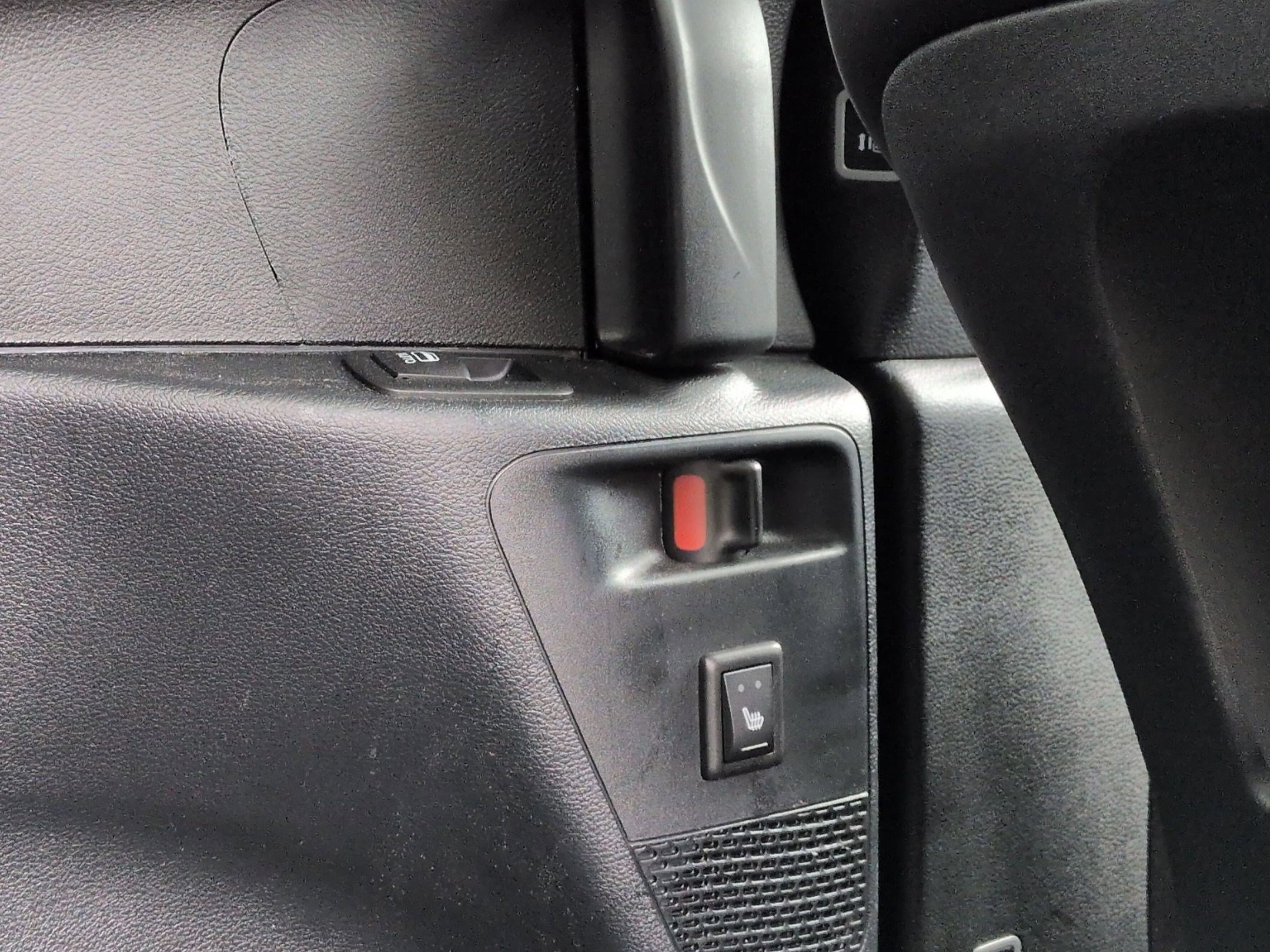 Used 2025 Chrysler Pacifica Limited FWD image 22