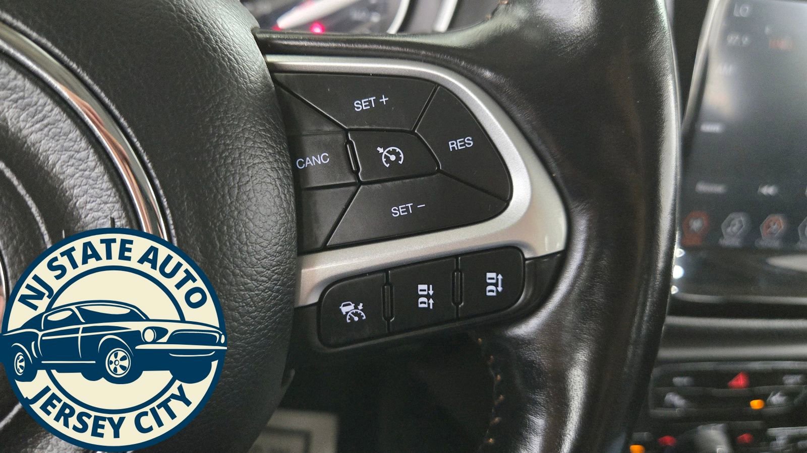 Used 2021 Jeep Compass Limited w/ Sun and Sound Group image 13