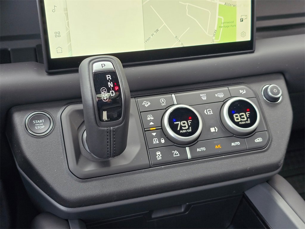 New 2025 Land Rover Defender 90 X-Dynamic SE image 14