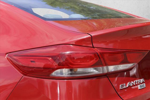 Used 2017 Hyundai Elantra SE FWD image 11