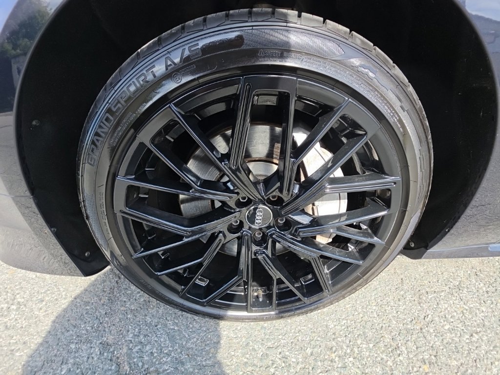 Used 2017 Audi A8 L 3.0T w/ Executive Package AWD/4WD image 39