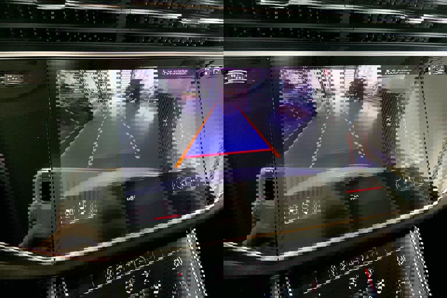 Certified 2025 Audi Q7 3.0T Premium Plus image 24