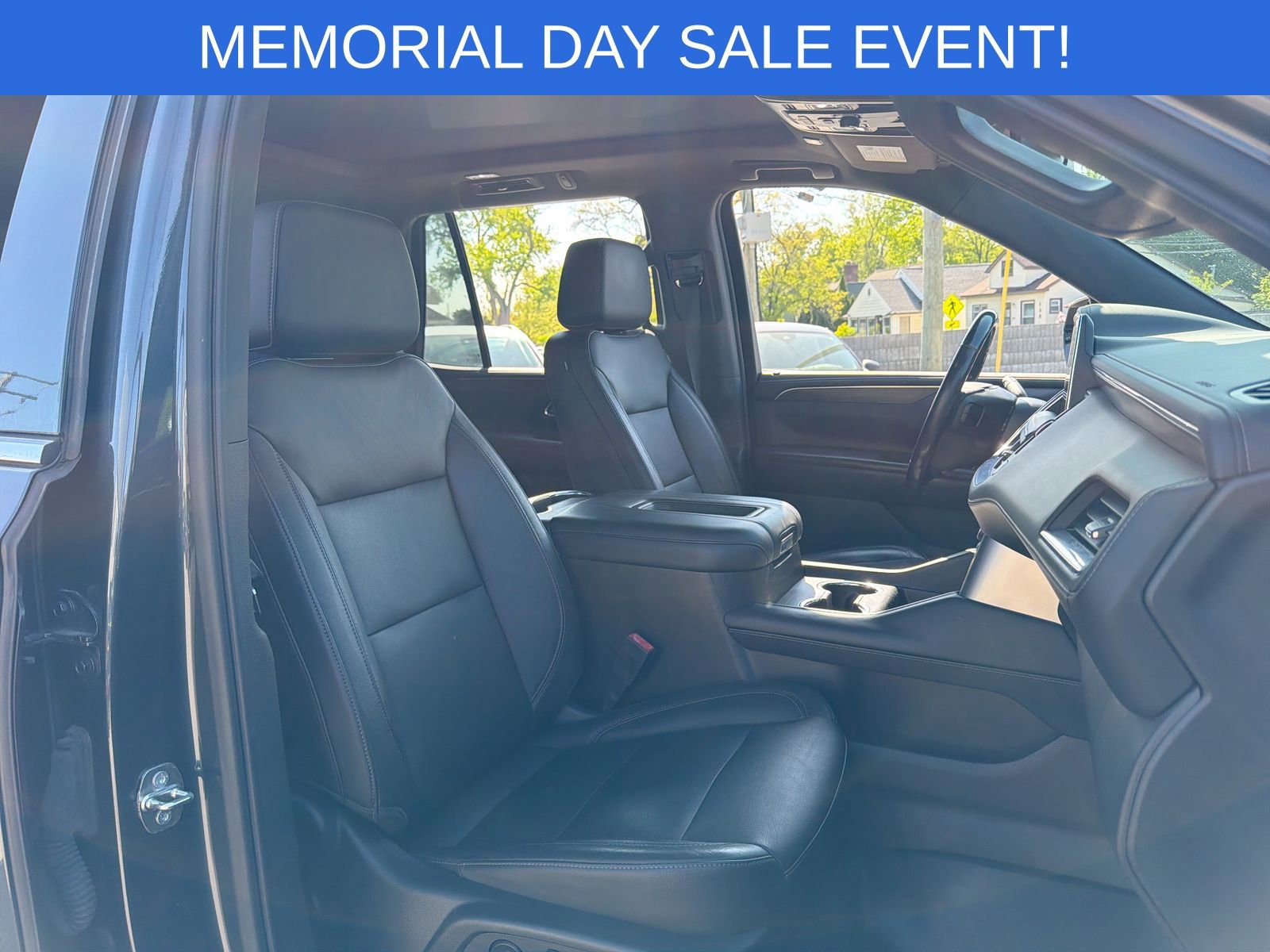 Used 2021 Chevrolet Tahoe LT w/ LT Signature Package AWD/4WD image 22