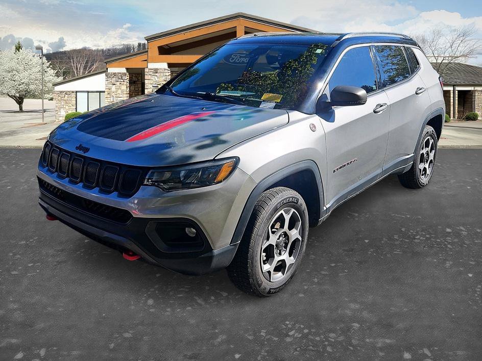 Used 2022 Jeep Compass Trailhawk w/ Sun and Sound Group AWD/4WD image 1