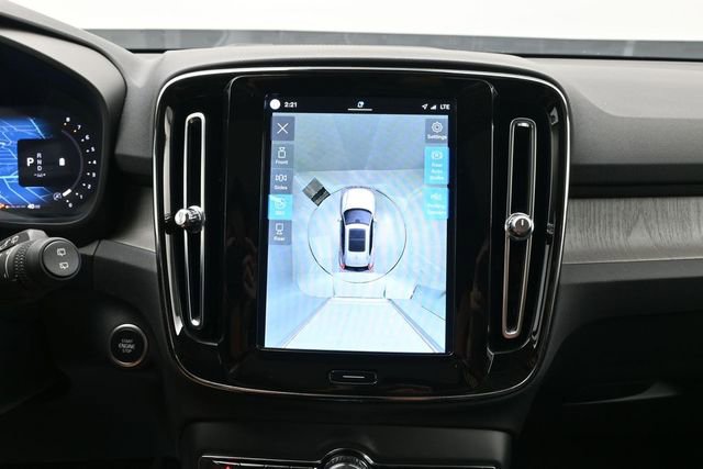 Used 2023 Volvo XC40 B5 Ultimate w/ Protection Package Premier AWD/4WD image 20