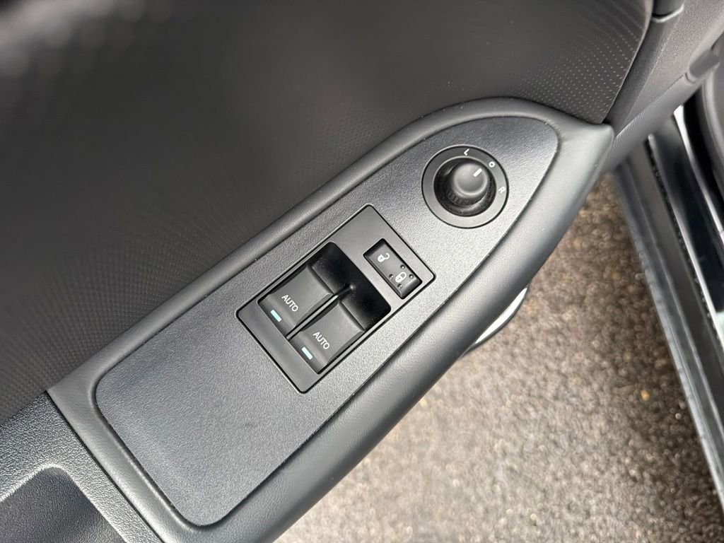 Used 2013 Dodge Challenger SXT Plus image 12