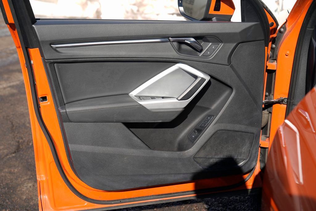 Used 2022 Audi Q3 2.0T Premium Plus image 25