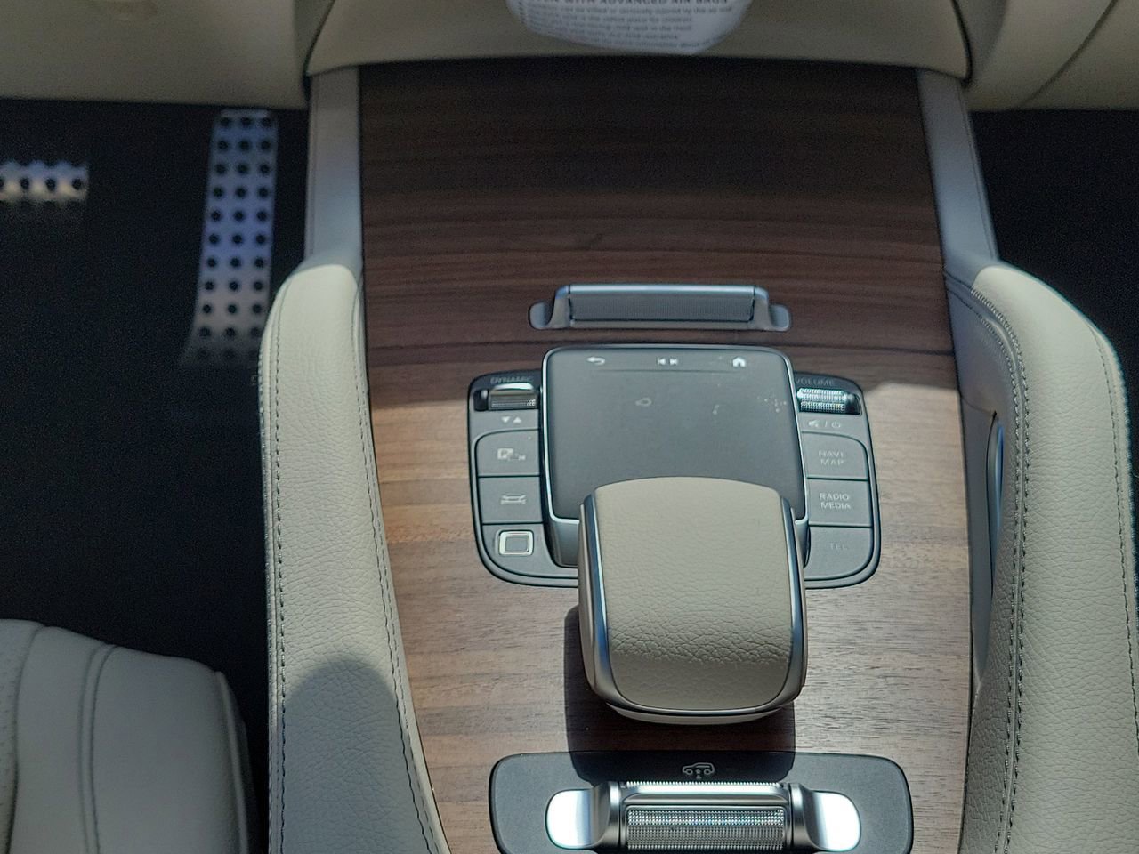 New 2026 Mercedes-Benz GLS 450 4MATIC image 19