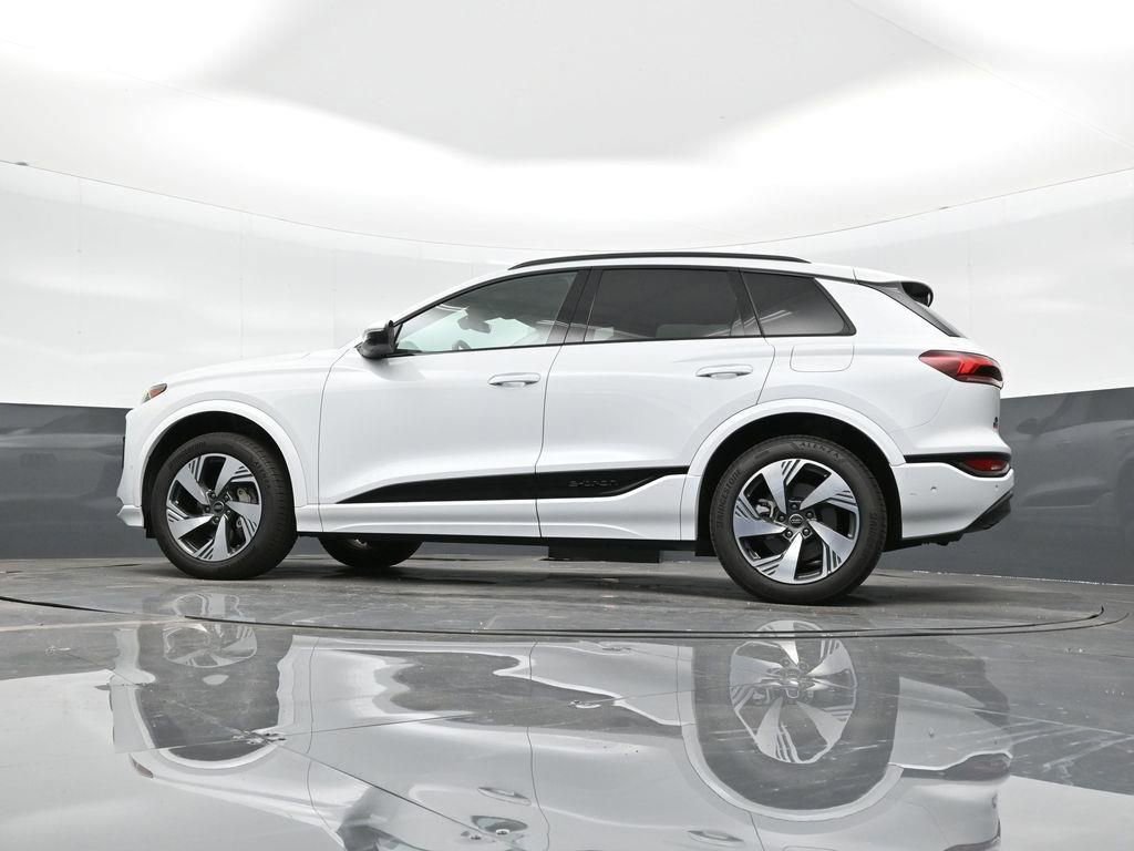 New 2025 Audi Q6 e-tron Premium Plus image 29