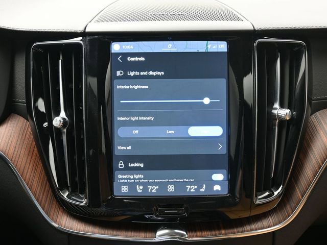 Used 2023 Volvo XC60 B6 Ultimate w/ Climate Package AWD/4WD image 18