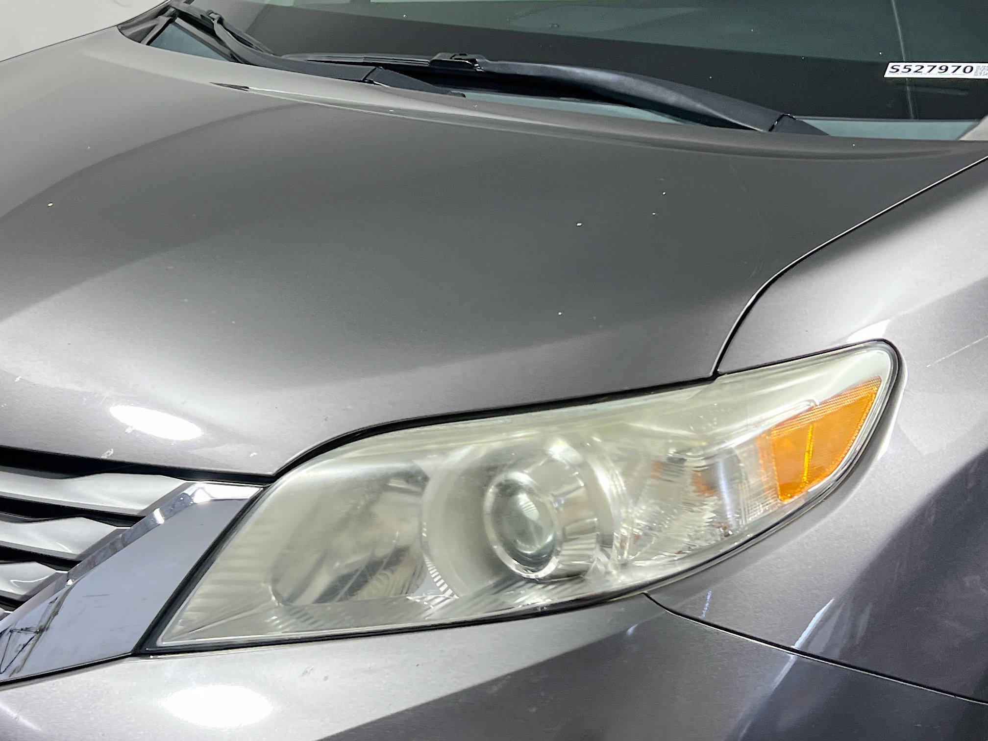 Used 2015 Toyota Sienna XLE w/ XLE Navigation Package FWD image 11