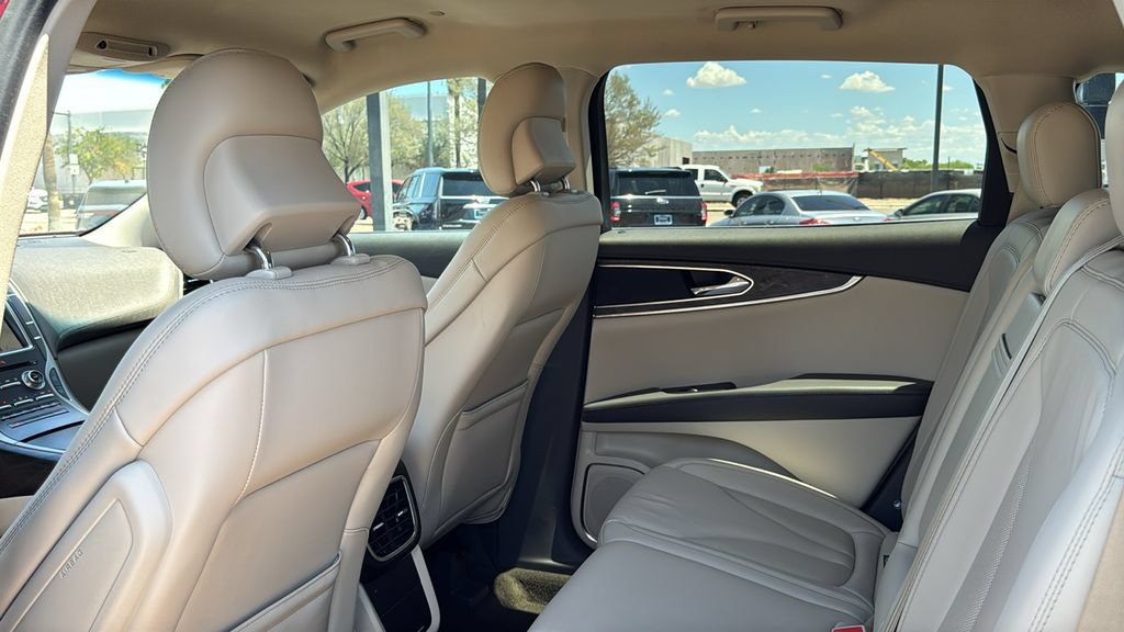 Used 2019 Lincoln Nautilus Select FWD image 23
