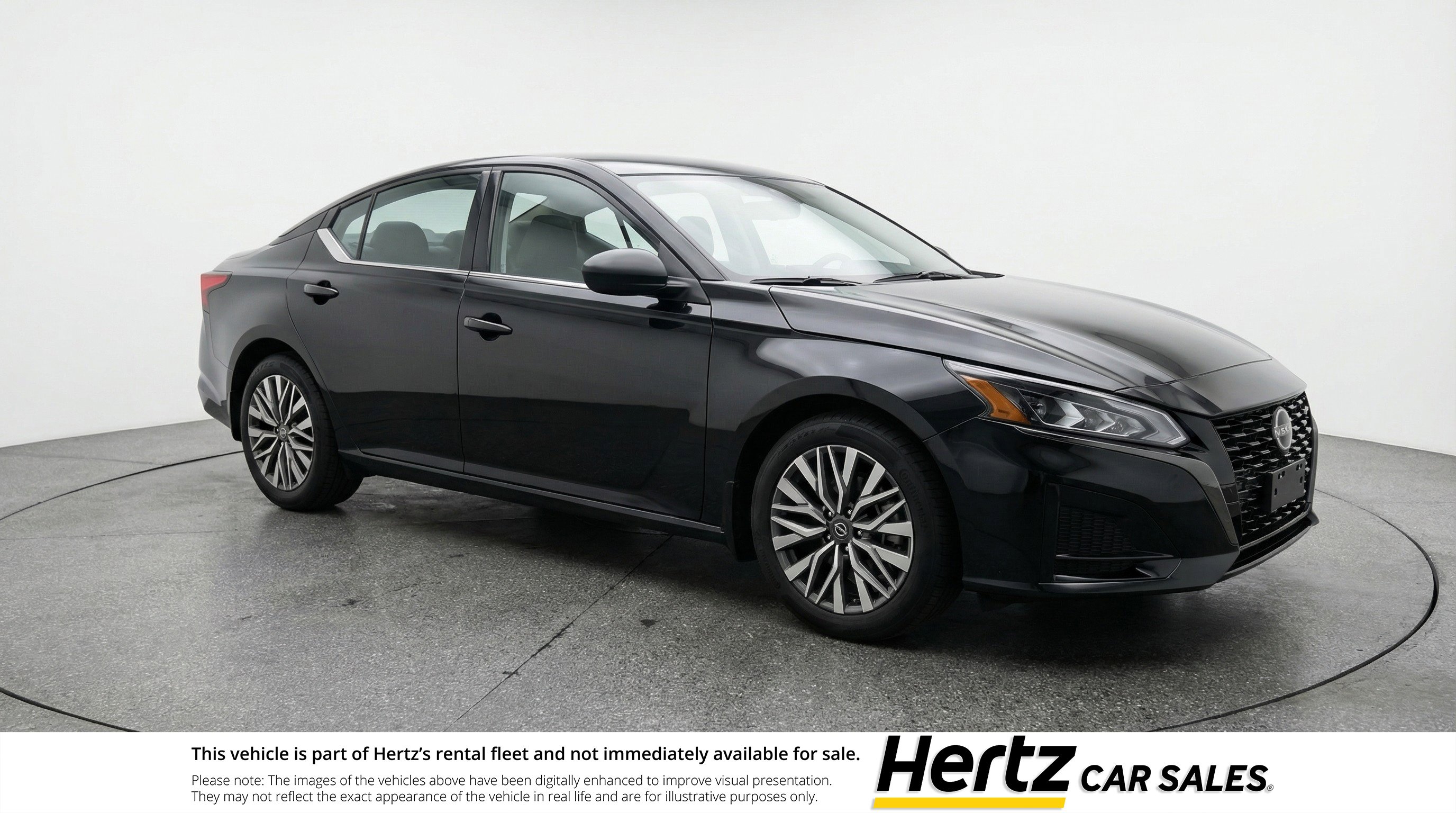Used 2025 Nissan Altima 2.5 SV image 1