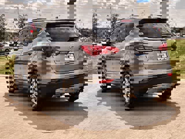 Used 2015 Hyundai Santa Fe Sport 2.0T image 5