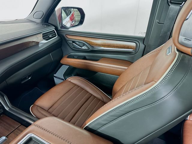 Certified 2024 GMC Yukon Denali Ultimate AWD/4WD image 23