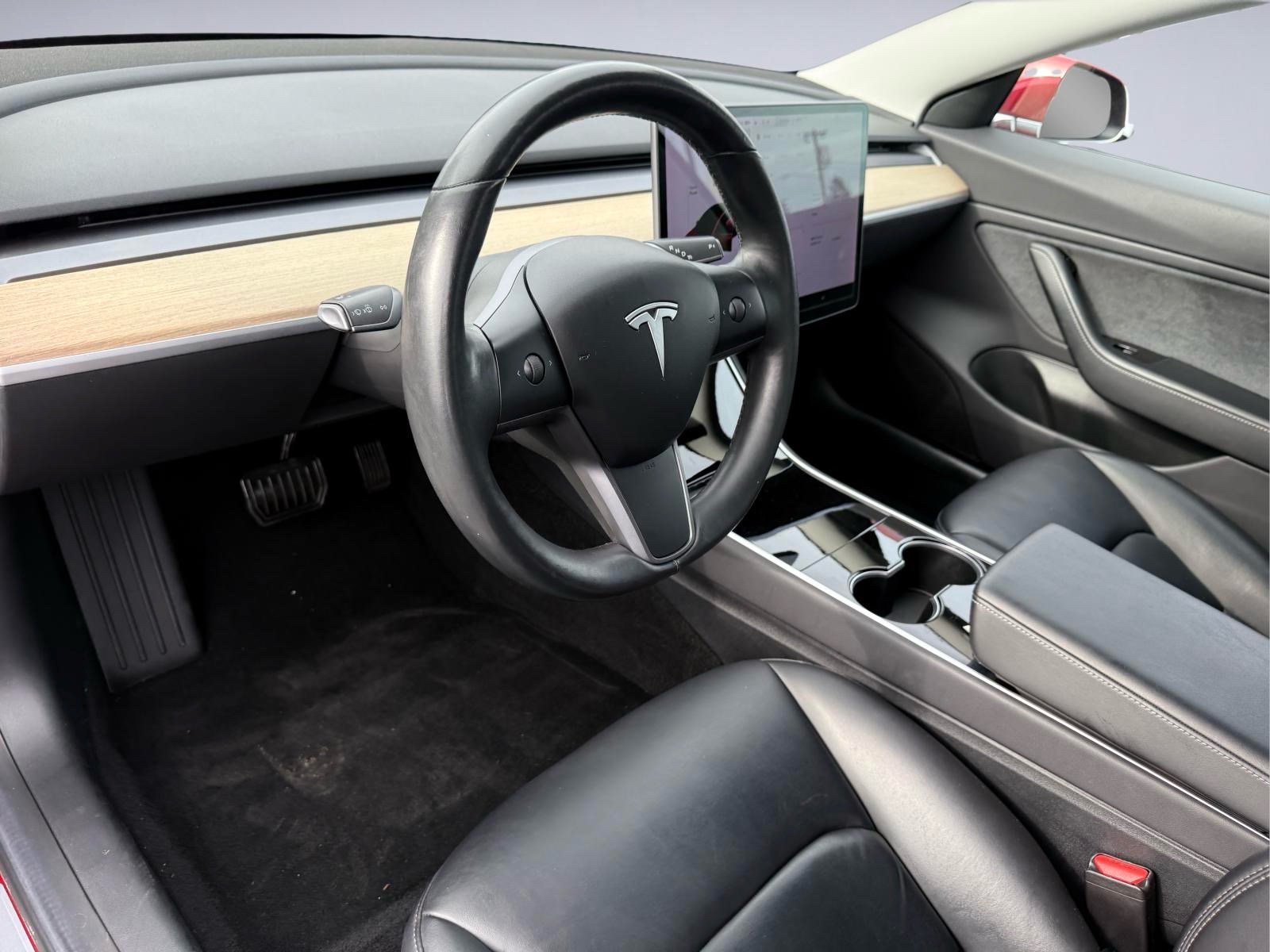 Used 2018 Tesla Model 3 Mid Range RWD image 11