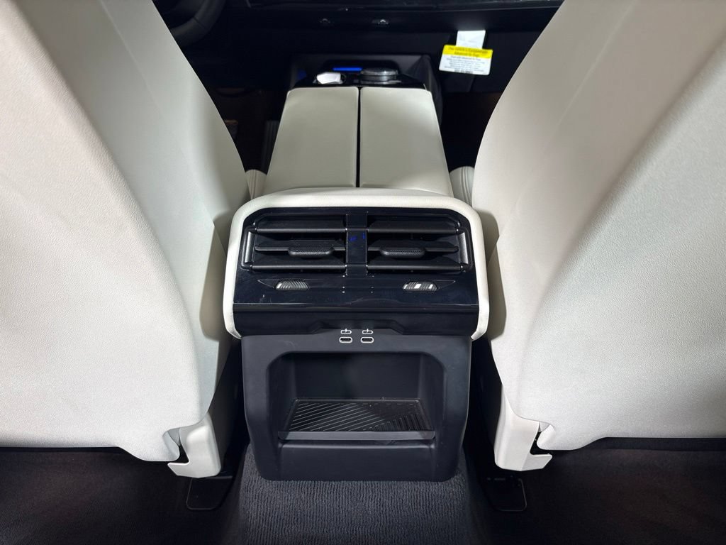 Certified 2026 BMW 530i w/ Premium Package RWD image 30