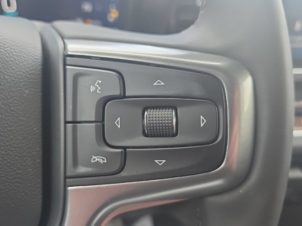 Used 2026 Chevrolet Silverado 1500 LT AWD/4WD image 28