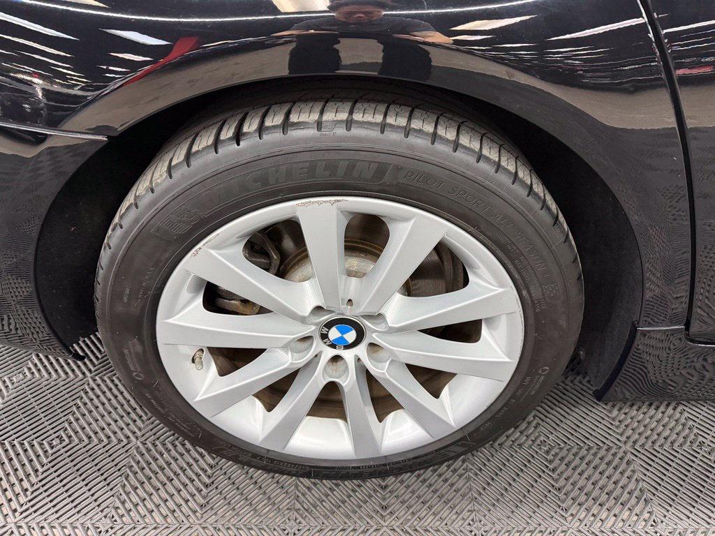 Used 2016 BMW 535i Sedan RWD image 19