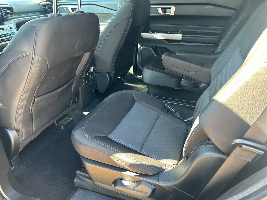Used 2022 Ford Explorer XLT image 14