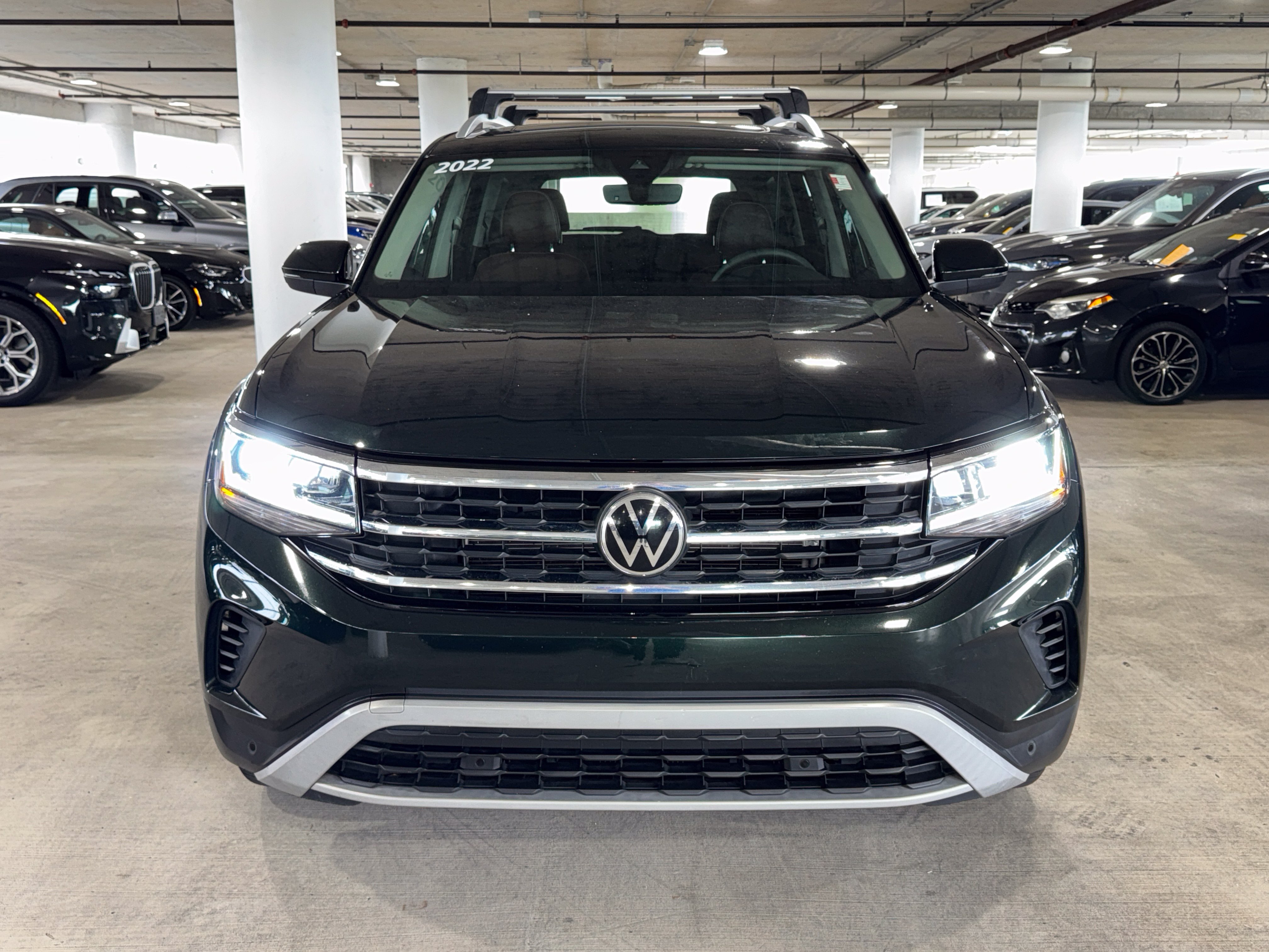 Used 2022 Volkswagen Atlas SEL AWD/4WD image 3