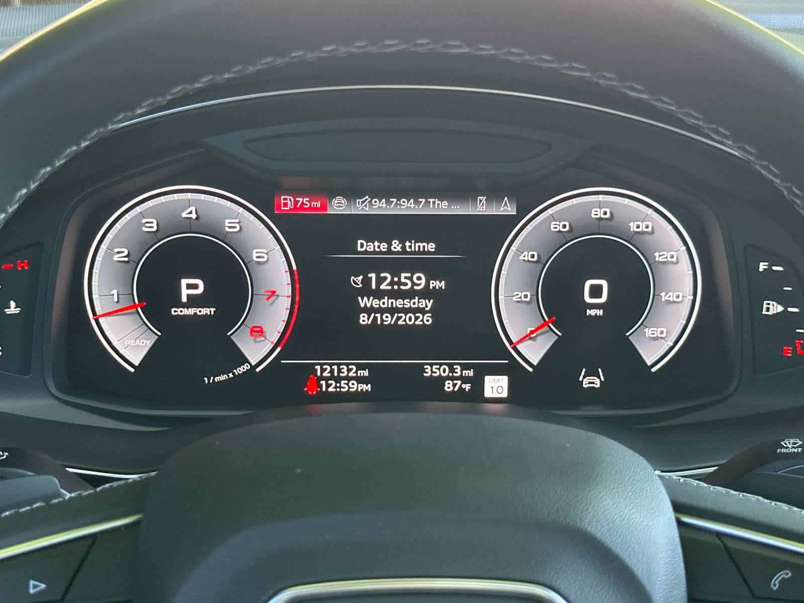 Used 2025 Audi Q8 Premium w/ Black Optic Package AWD/4WD image 29