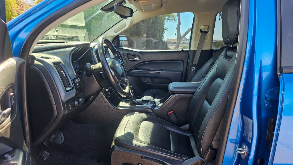 Used 2022 Chevrolet Colorado Z71 w/ Trail Boss Package AWD/4WD image 27