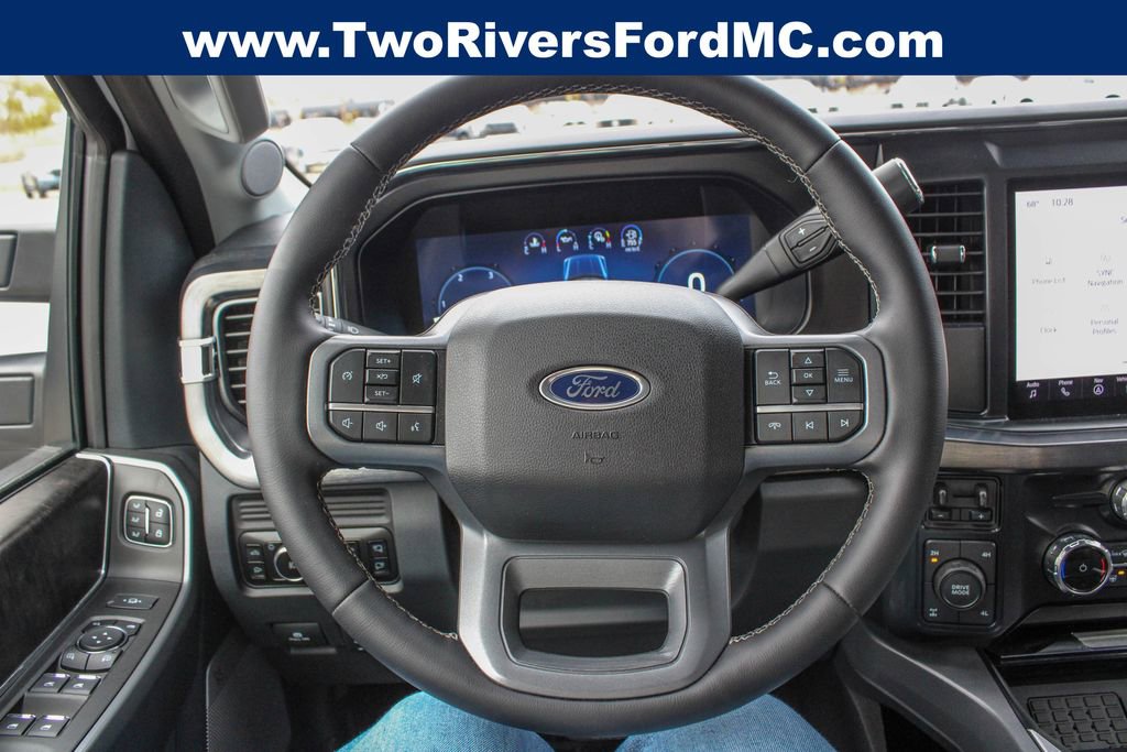 Used 2025 Ford F350 Lariat w/ FX4 Off-Road Package image 27