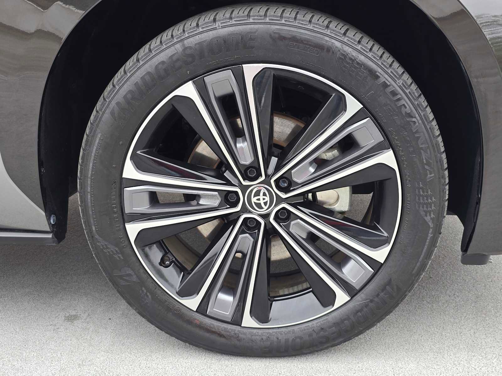 Used 2023 Toyota bZ4X Limited w/ Weather Package FWD image 9