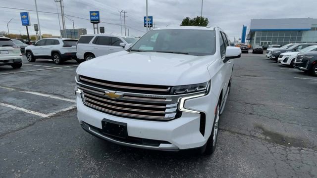 Used 2023 Chevrolet Suburban High Country w/ Max Trailering Package image 5
